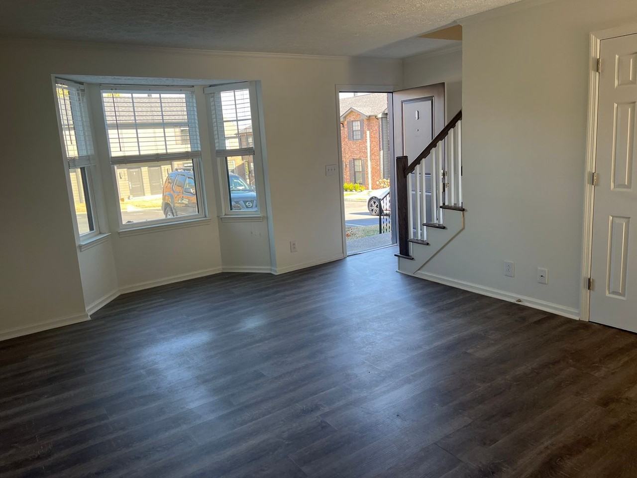 Charlton Square - Photo 4 of 36