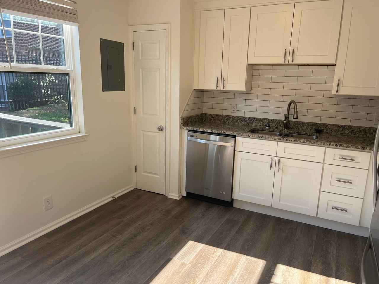 Charlton Square - Photo 7 of 36