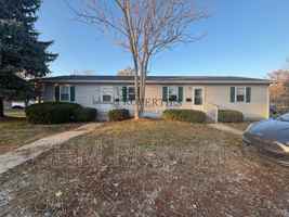 featured image of 502 E Spraker St