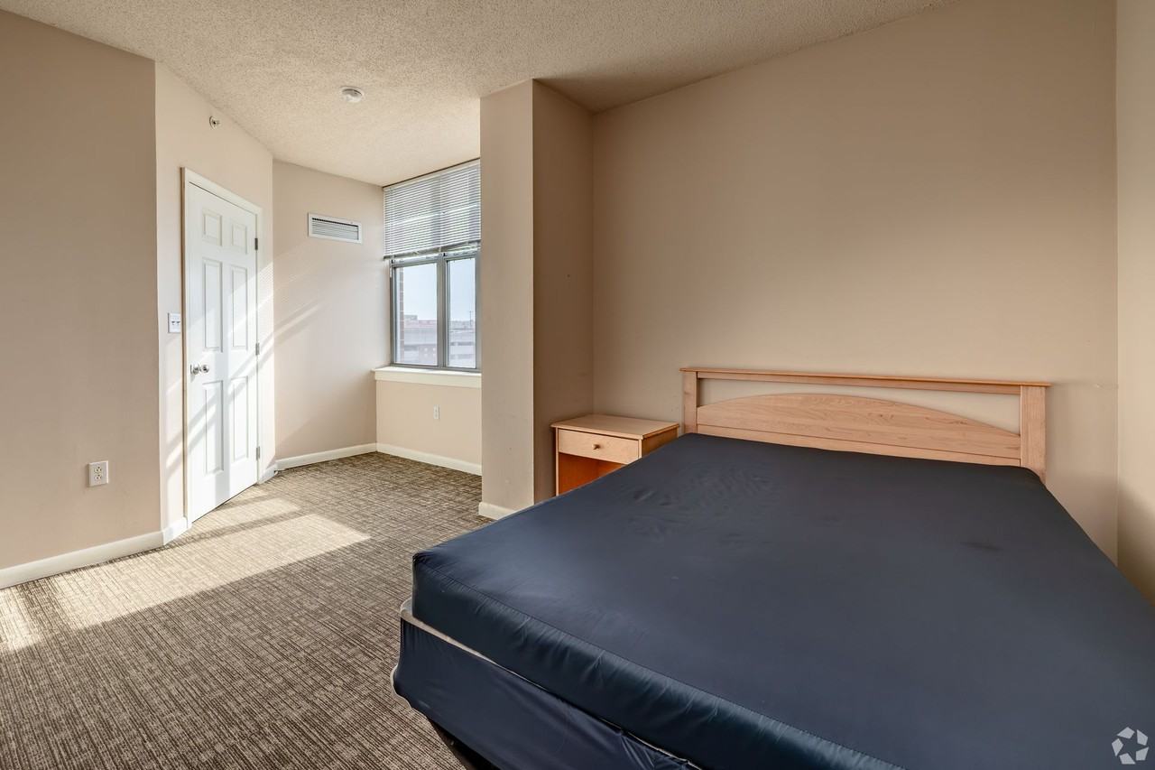 500 W Fayette St. - Photo 5 of 15