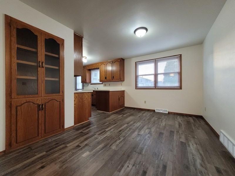 840 840/842 Aphrodite Road - Photo 2 of 8