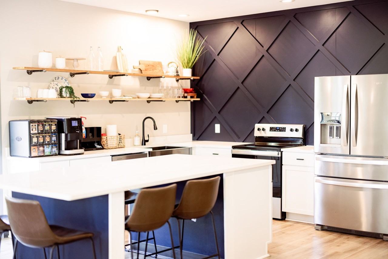 Harbor Estates - Photo 2 of 19