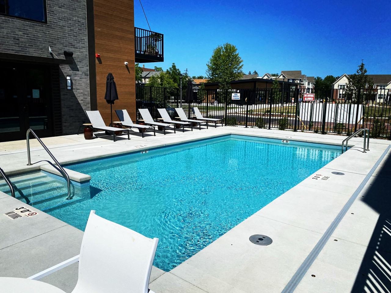 Greenlink Residences - Photo 3 of 50