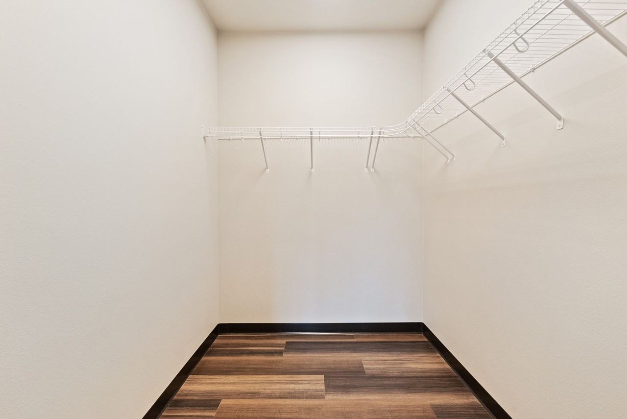 Tannery Falls Apartments - Photo 3 of 26