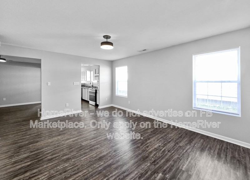 5534 Dollar Run Ln - Photo 2 of 23