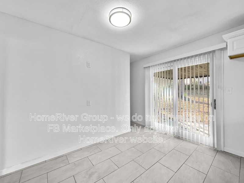 16007 E 35th St S - Photo 3 of 22