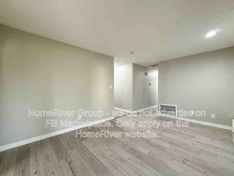 10624 East 113th Street North - Photo 3 of 25