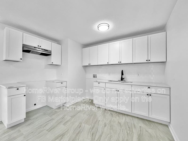 11114 Bristol Ter - Photo 4 of 20