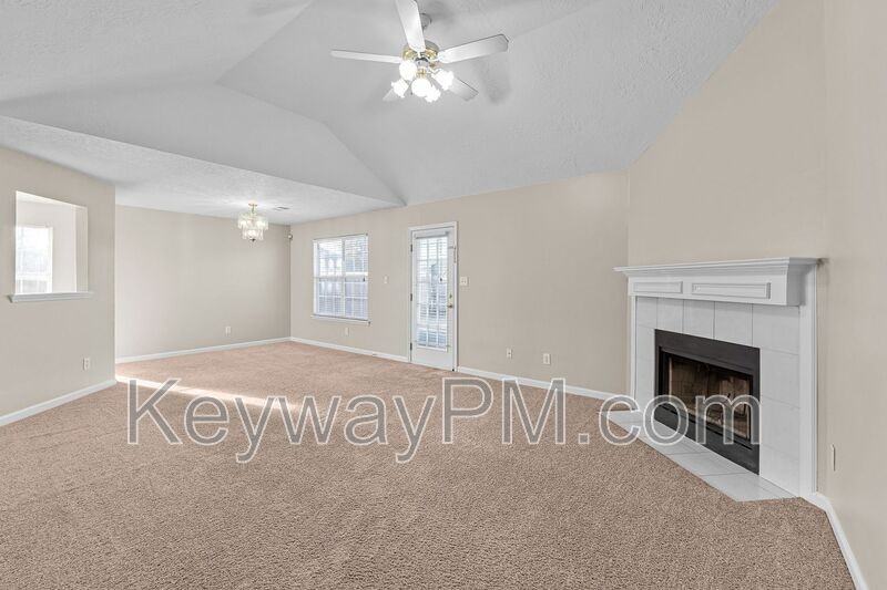 124 Summerfield Circle - Photo 7 of 28