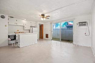 802 N Alvernon Way - Photo 1 of 1