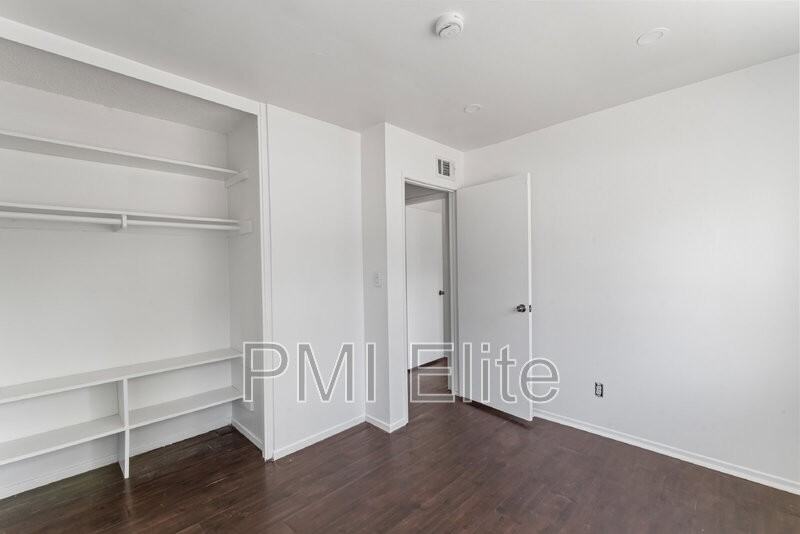 12660 Lazard St - Photo 6 of 29