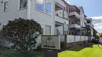 featured image of 1460 Olive St