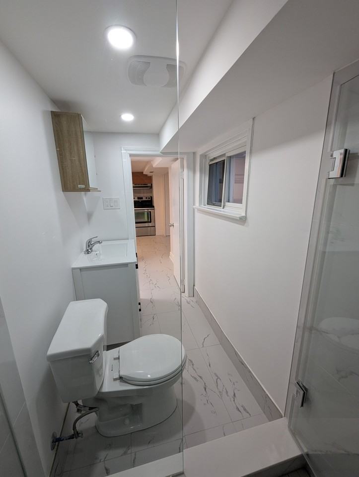 25 Seymour Avenue - Photo 3 of 17