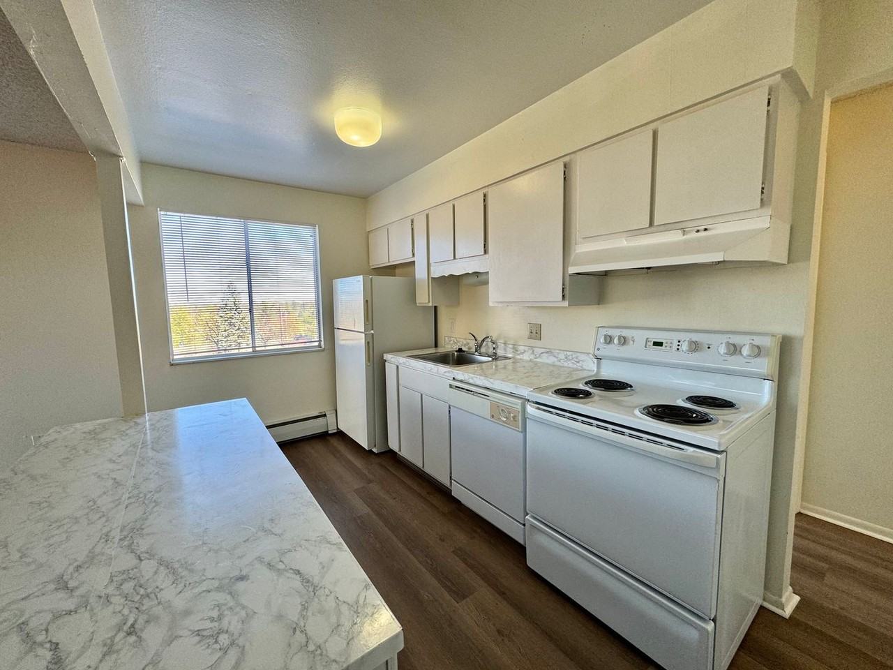 2897 Greenland Drive - Photo 4 of 22