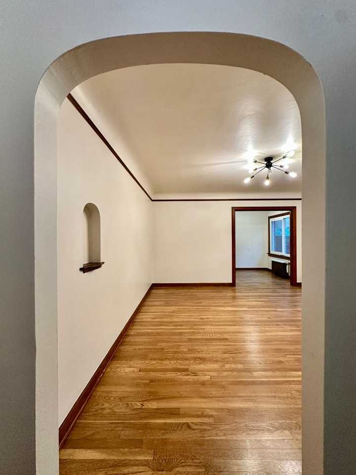 The Viking - Photo 2 of 20