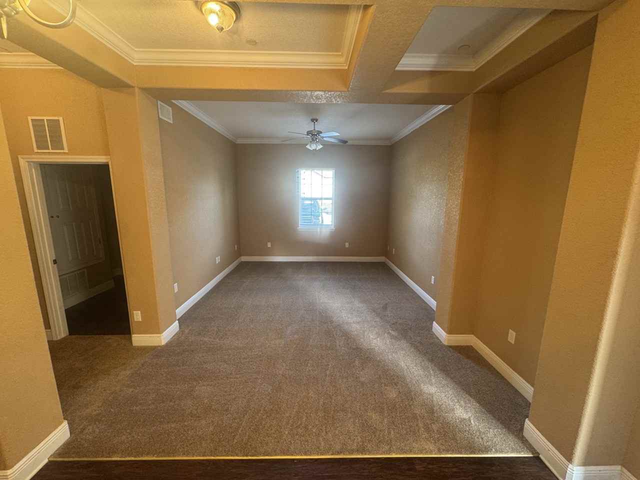 Lake Joanne Dr. 7071 - Photo 4 of 47