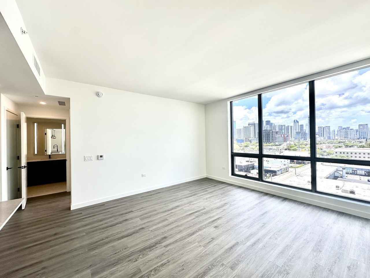 92 Northwest 28th Street #A4 - Photo 4 of 12