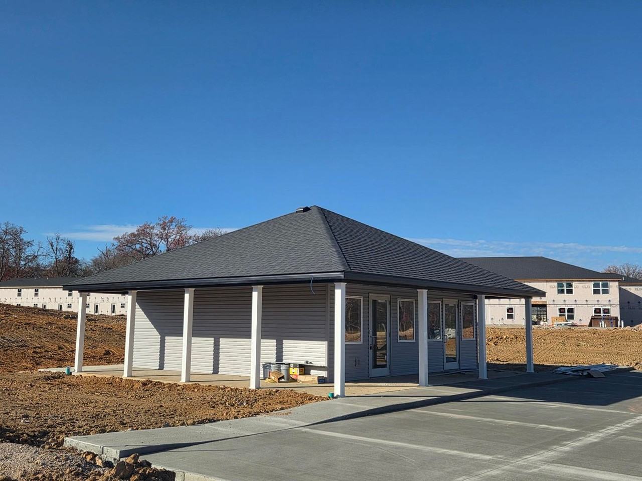 Willow Grove Apartments - Photo 3 of 10