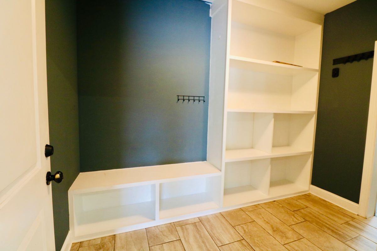 5468 Abby Grace Loop - Photo 3 of 32