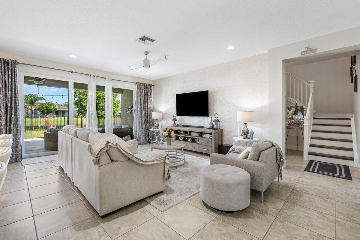 9924 Steamboat Springs Cir - Photo 2 of 3