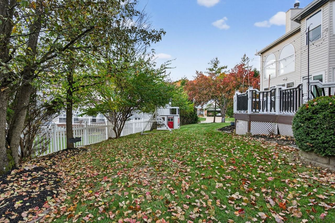 16938 Westridge Oaks Dr - Photo 4 of 50