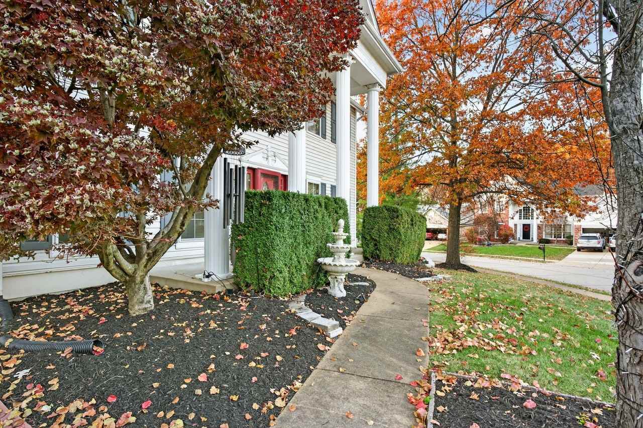 16938 Westridge Oaks Dr - Photo 3 of 50