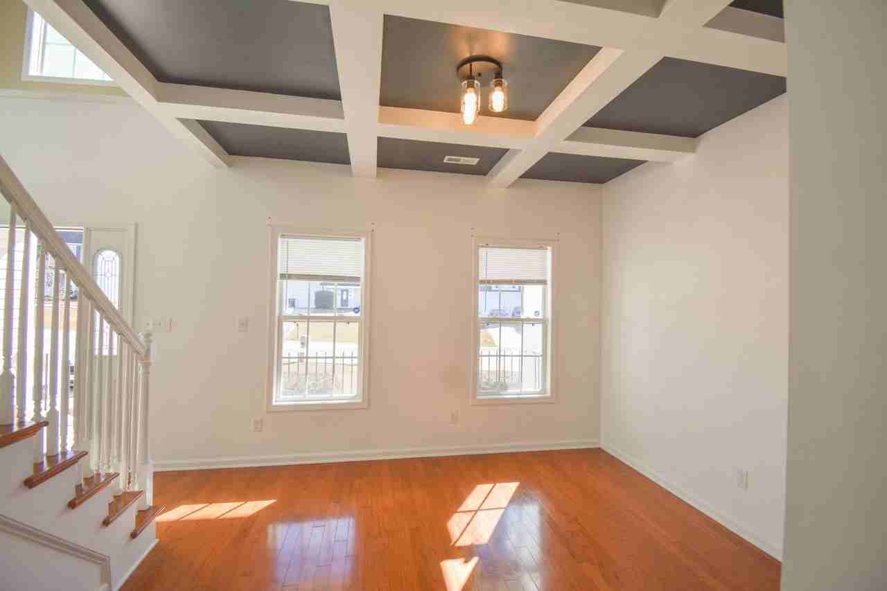 51 Craven Ct - Photo 3 of 25