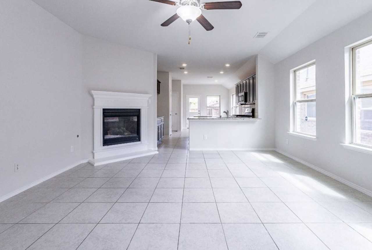 1495 Acmite Ave - Photo 7 of 16