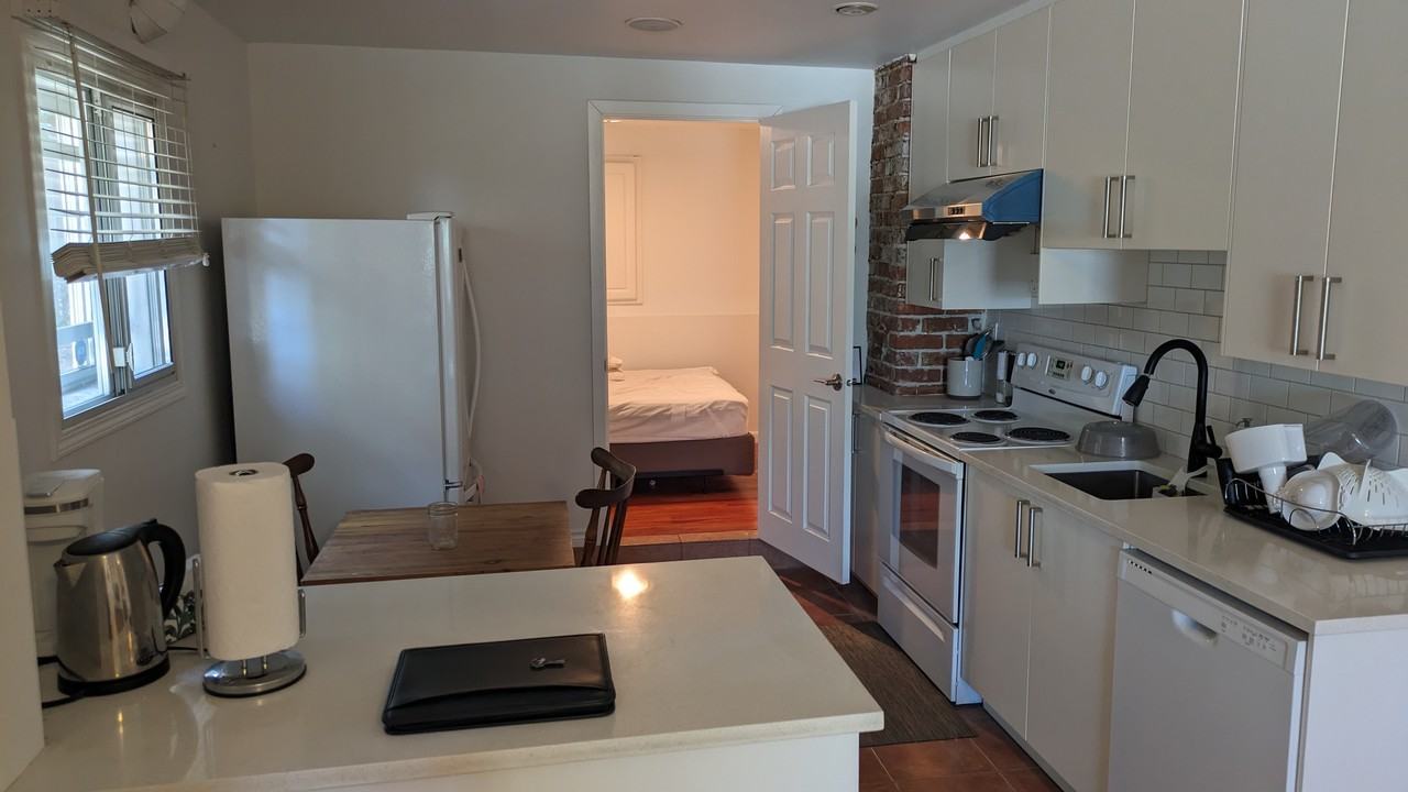 5347 Knight Street - Photo 5 of 16