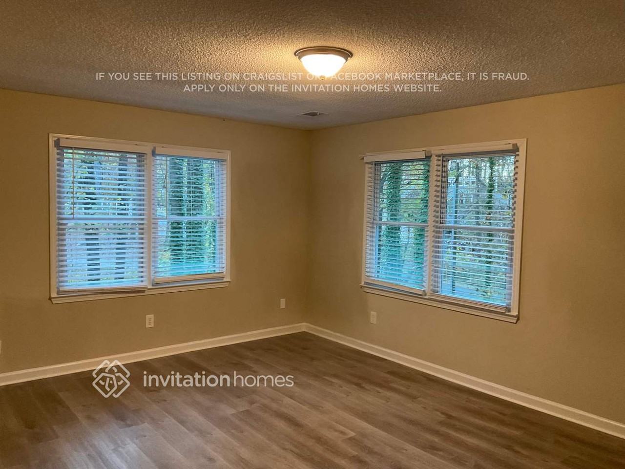 3607 Memorial Pkwy Nw - Photo 3 of 14