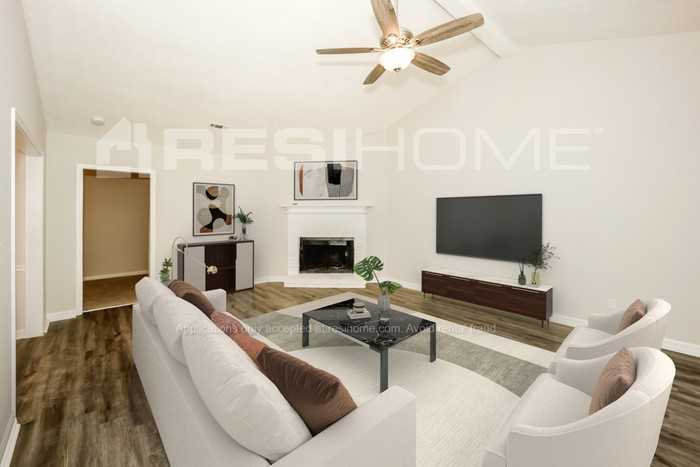 7571 Antebellum Ln - Photo 5 of 17