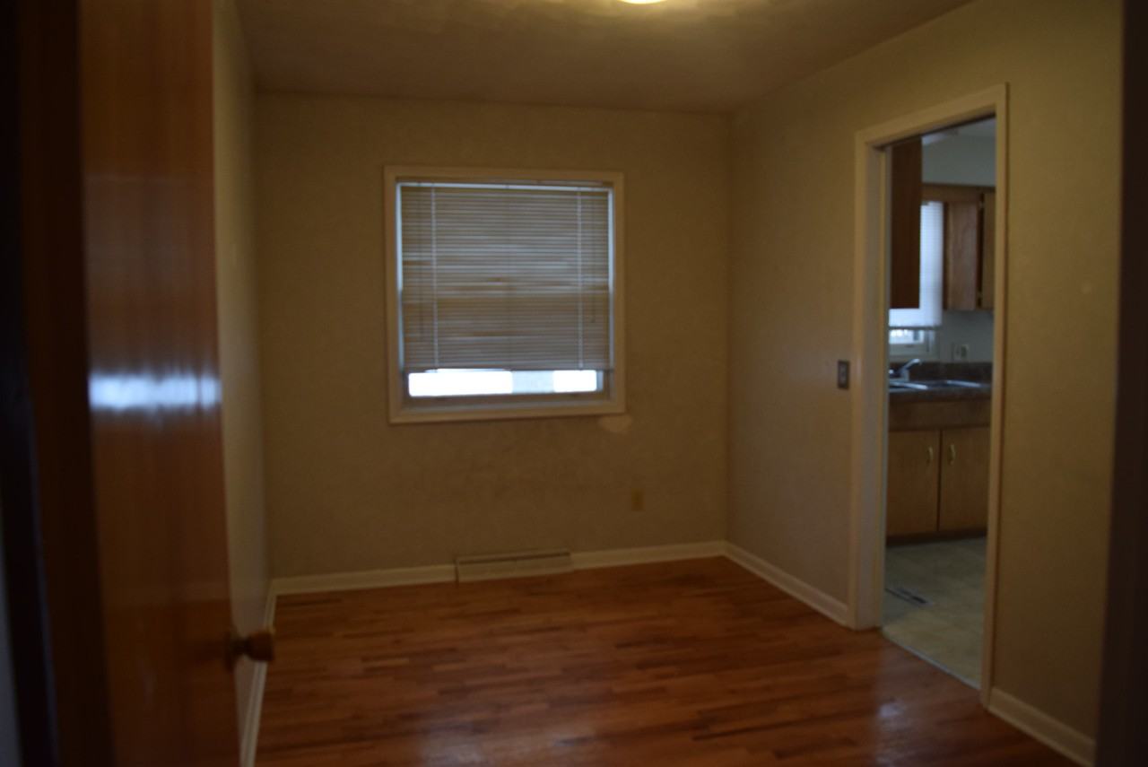 4920 Ballard Rd - Photo 3 of 14