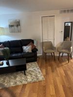 featured image of E 87th St & S Maryland Ave #1west