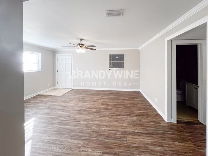 7227 Stonehurst Rd N - Photo 7 of 29