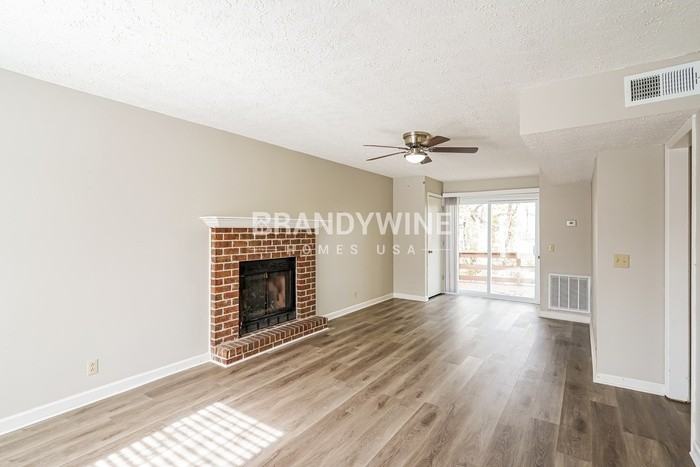 924 Ilawood Dr - Photo 4 of 27