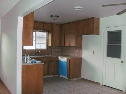 16357 Letteau Ave - Photo 2 of 9