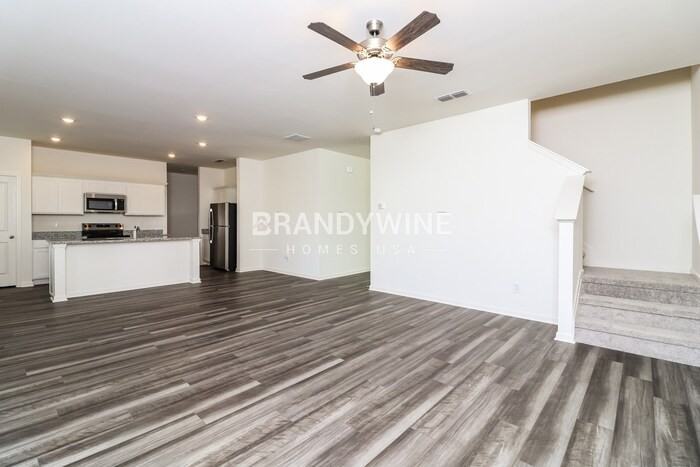 546 546 Otway Loop - Photo 4 of 26