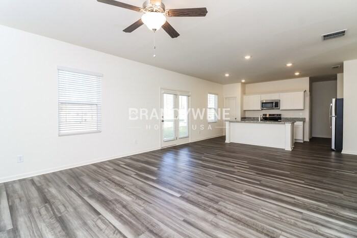 546 546 Otway Loop - Photo 5 of 26