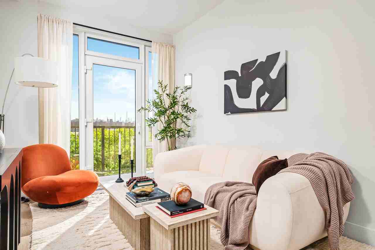 91 Bruckner Boulevard #203 - Photo 4 of 31