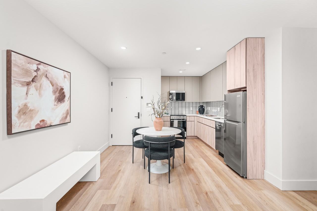 91 Bruckner Boulevard #203 - Photo 6 of 31