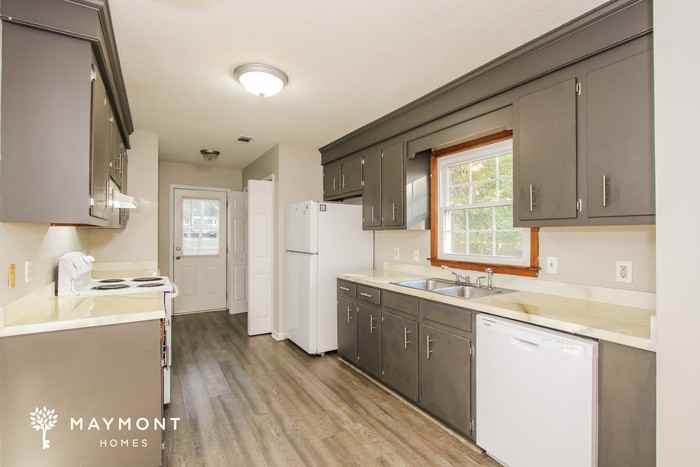 10 Market Hall Ct - Photo 6 of 11