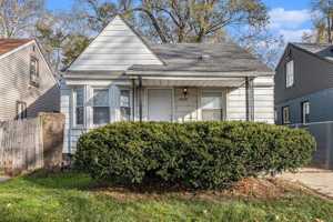 featured image of 9336 Sussex St