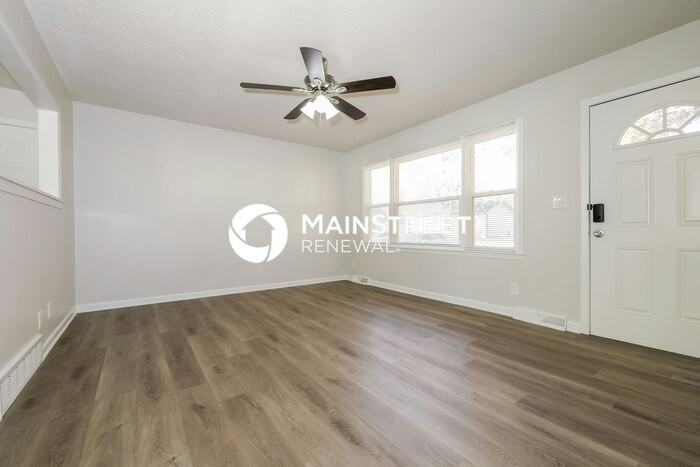 403 East 9th Street - Photo 2 of 20