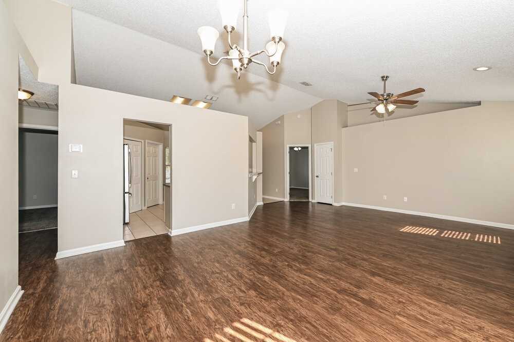 2968 Waters View Cir - Photo 5 of 16