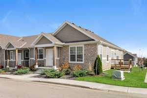 featured image of 15801 Riley St