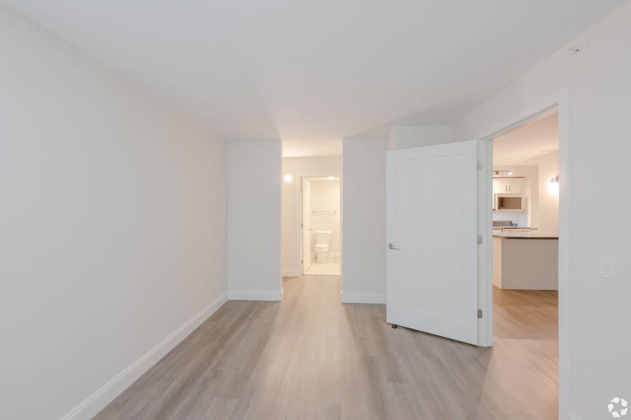 144 Larkin Way - Photo 5 of 19