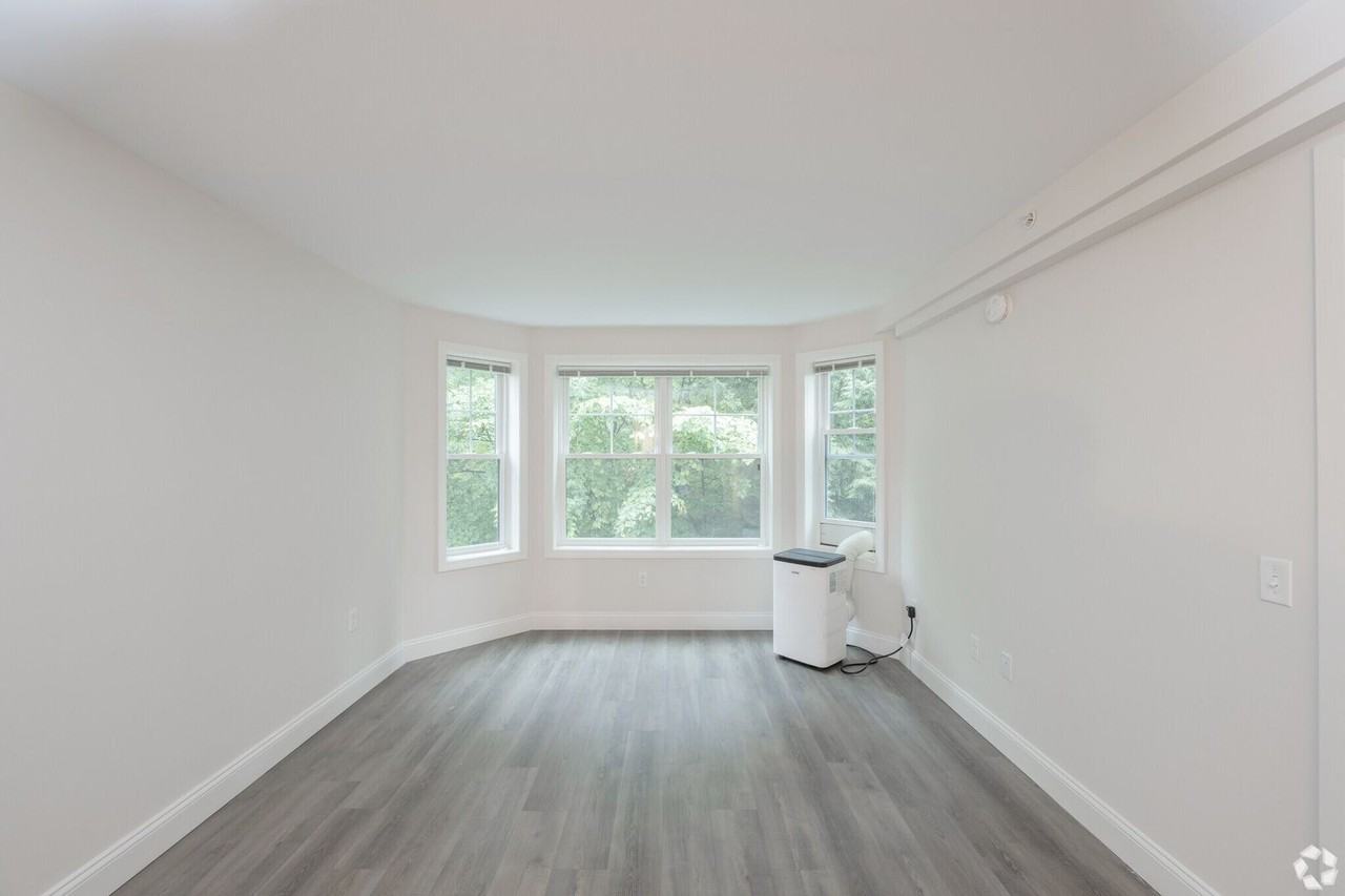 144 Larkin Way - Photo 7 of 19