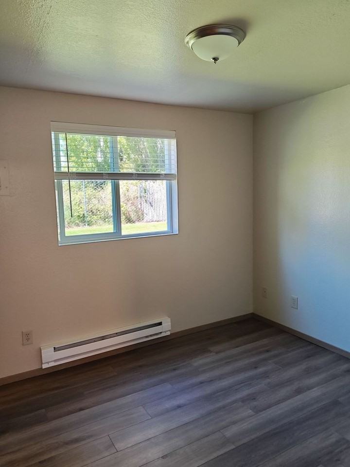 1501 North 26th Street - Photo 4 of 5