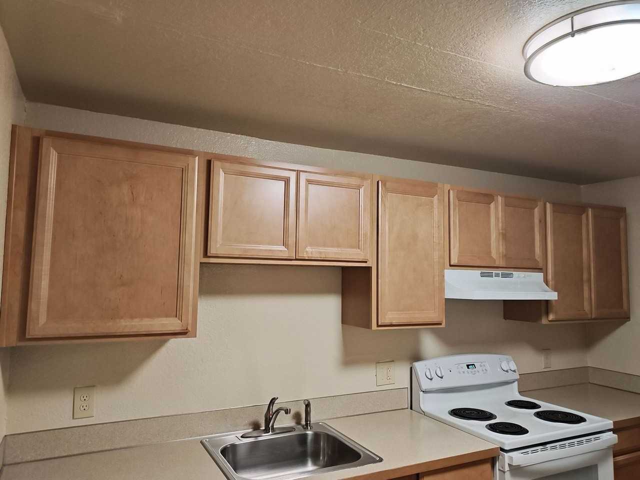 1321 N 26th St - Photo 4 of 4