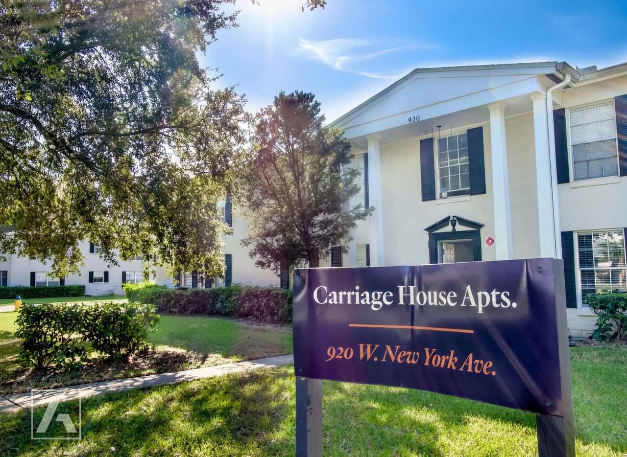 Carriage House Apts - Photo 2 of 50